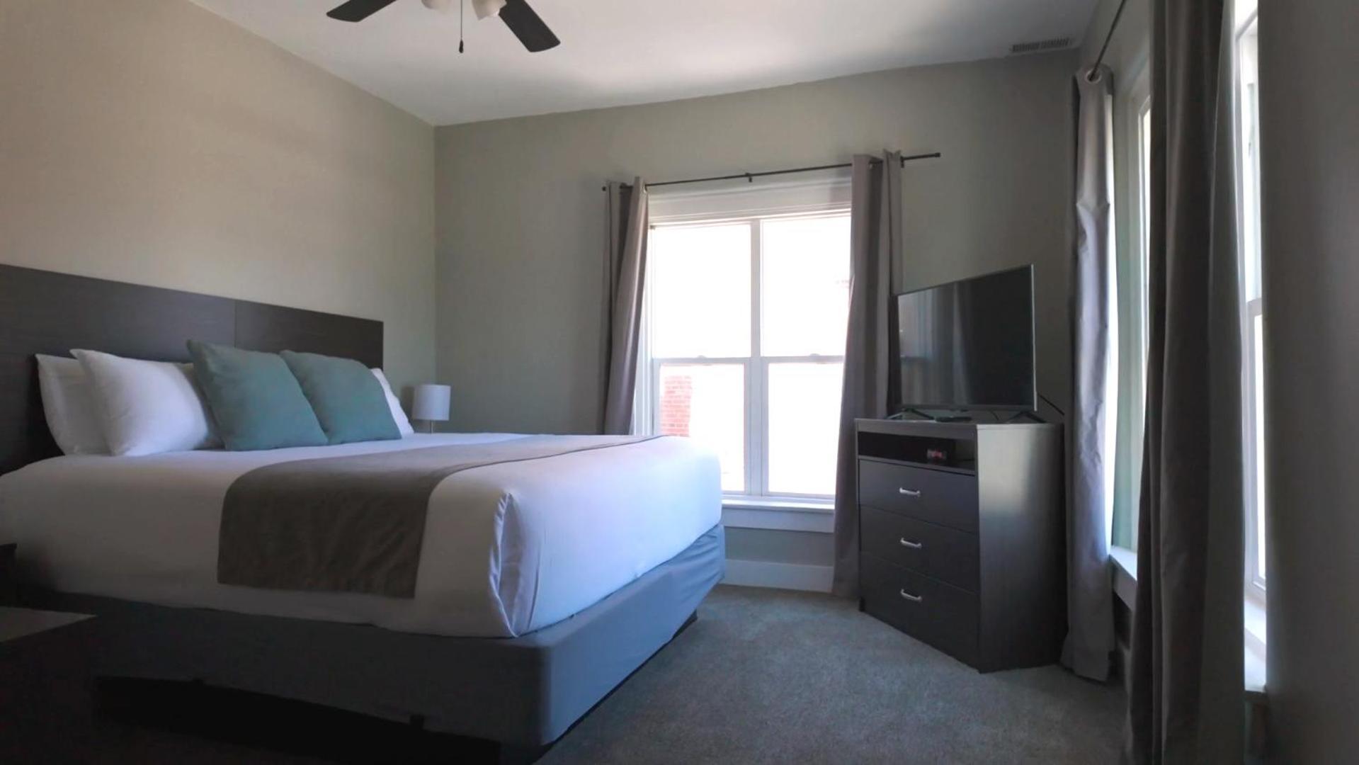 The Continental Hotel Centerville 外观 照片